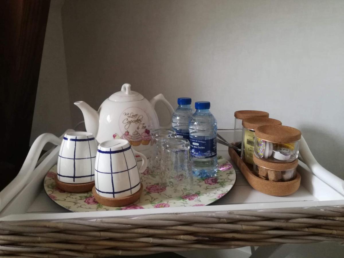La Maison Bleue Juillac  Kültér fotó